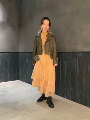 ORIGINATED IN GRACE CONTINENTAL 三浦　芙優 コーディネート画像