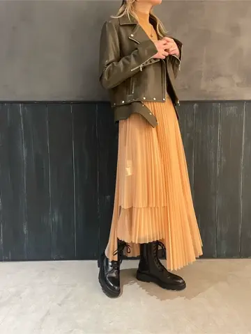 ORIGINATED IN GRACE CONTINENTAL 三浦　芙優 コーディネート画像