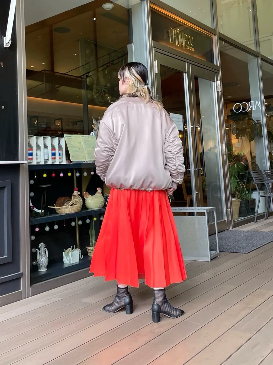 ORIGINATED IN GRACE CONTINENTAL 三浦　芙優 コーディネート画像