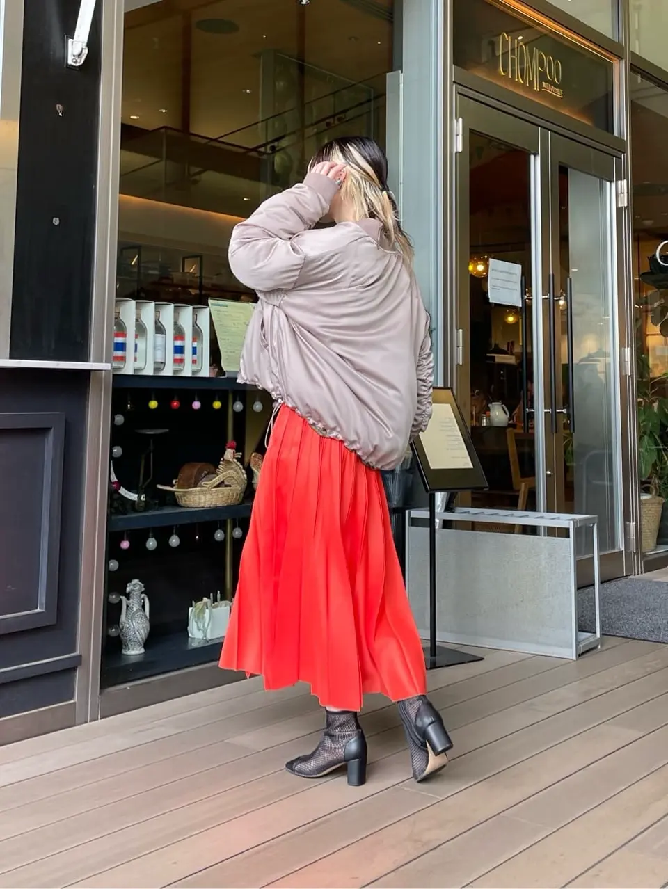 ORIGINATED IN GRACE CONTINENTAL 三浦　芙優 コーディネート画像