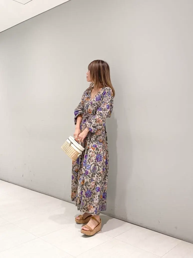 ORIGINATED IN GRACE CONTINENTAL yukimi yonee コーディネート画像