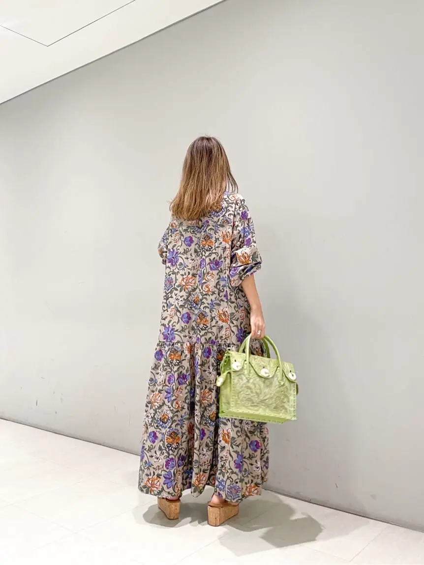 ORIGINATED IN GRACE CONTINENTAL yukimi yonee コーディネート画像