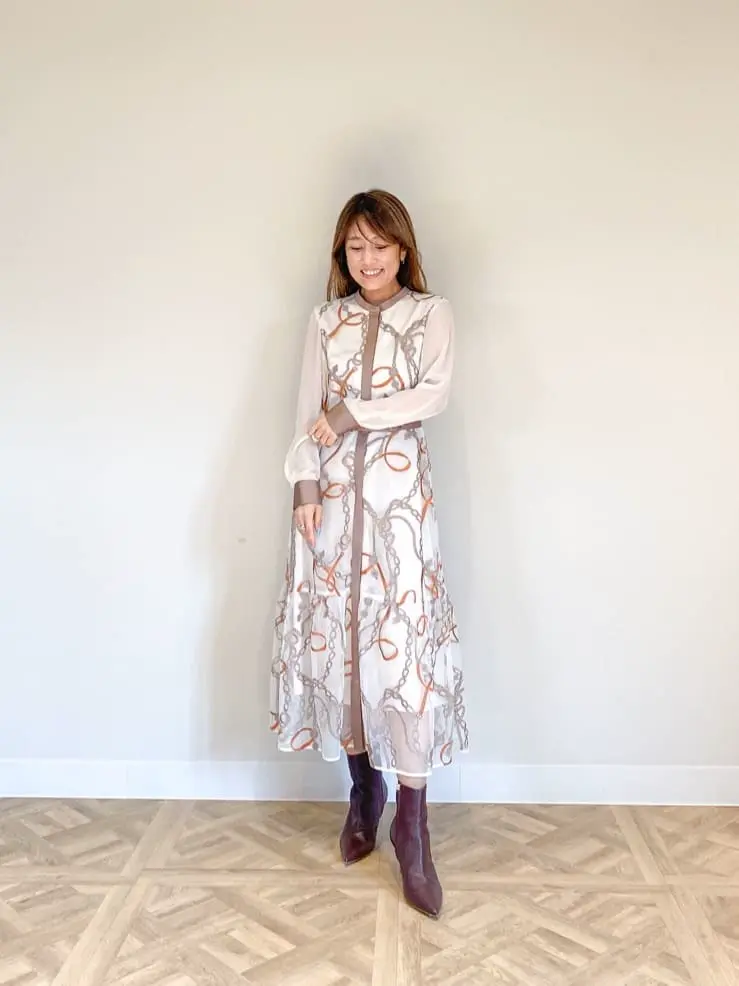 ORIGINATED IN GRACE CONTINENTAL yukimi yonee コーディネート画像