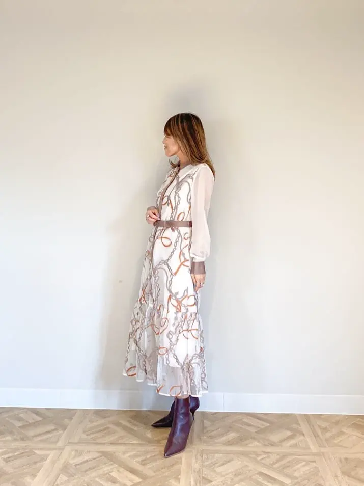 ORIGINATED IN GRACE CONTINENTAL yukimi yonee コーディネート画像