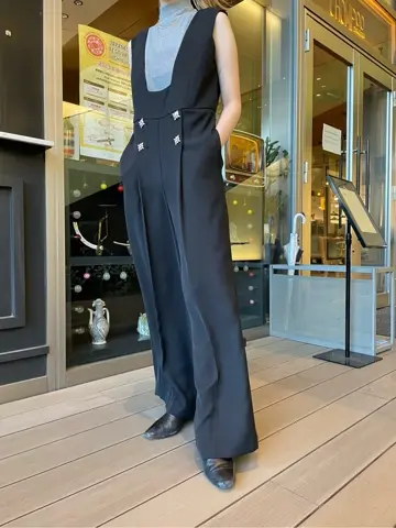 ORIGINATED IN GRACE CONTINENTAL 三浦　芙優 コーディネート画像