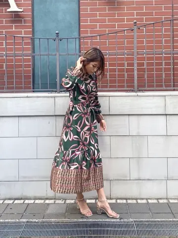 ORIGINATED IN GRACE CONTINENTAL yukimi yonee コーディネート画像