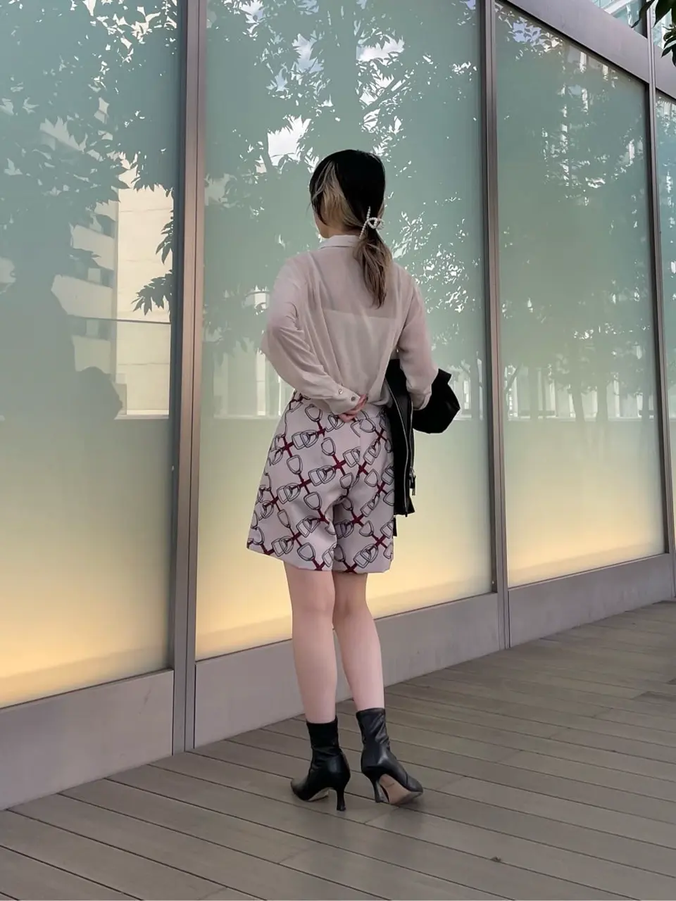 ORIGINATED IN GRACE CONTINENTAL 三浦　芙優 コーディネート画像