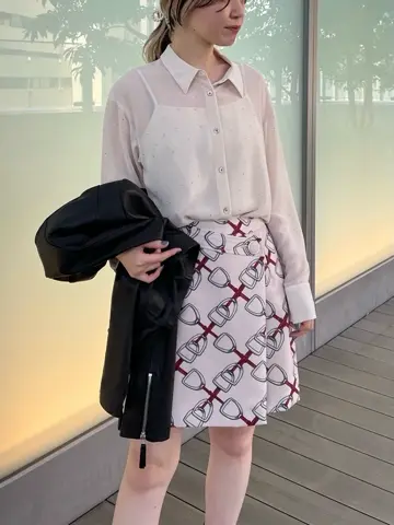 ORIGINATED IN GRACE CONTINENTAL 三浦　芙優 コーディネート画像