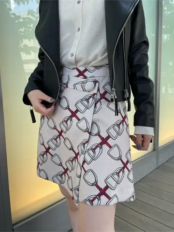 ORIGINATED IN GRACE CONTINENTAL 三浦　芙優 コーディネート画像