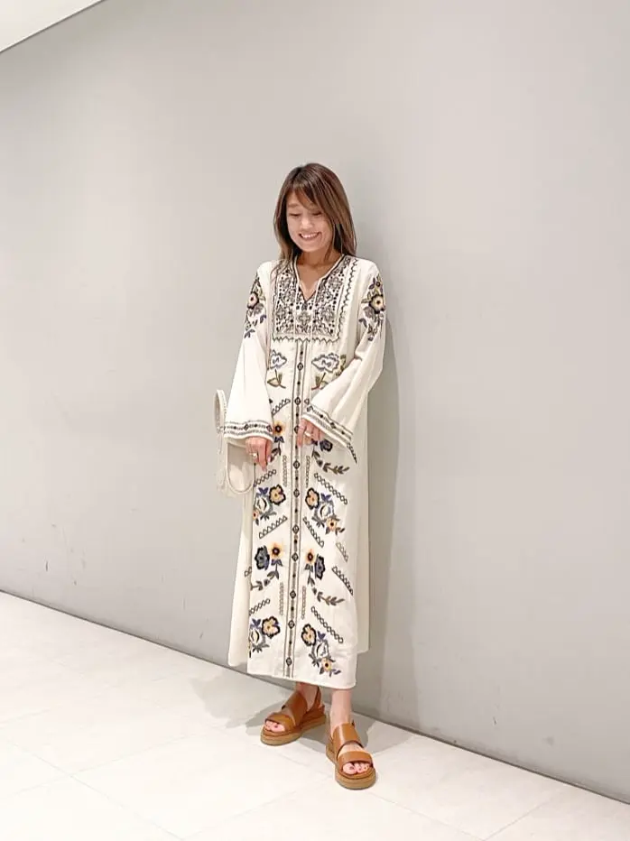 ORIGINATED IN GRACE CONTINENTAL yukimi yonee コーディネート画像