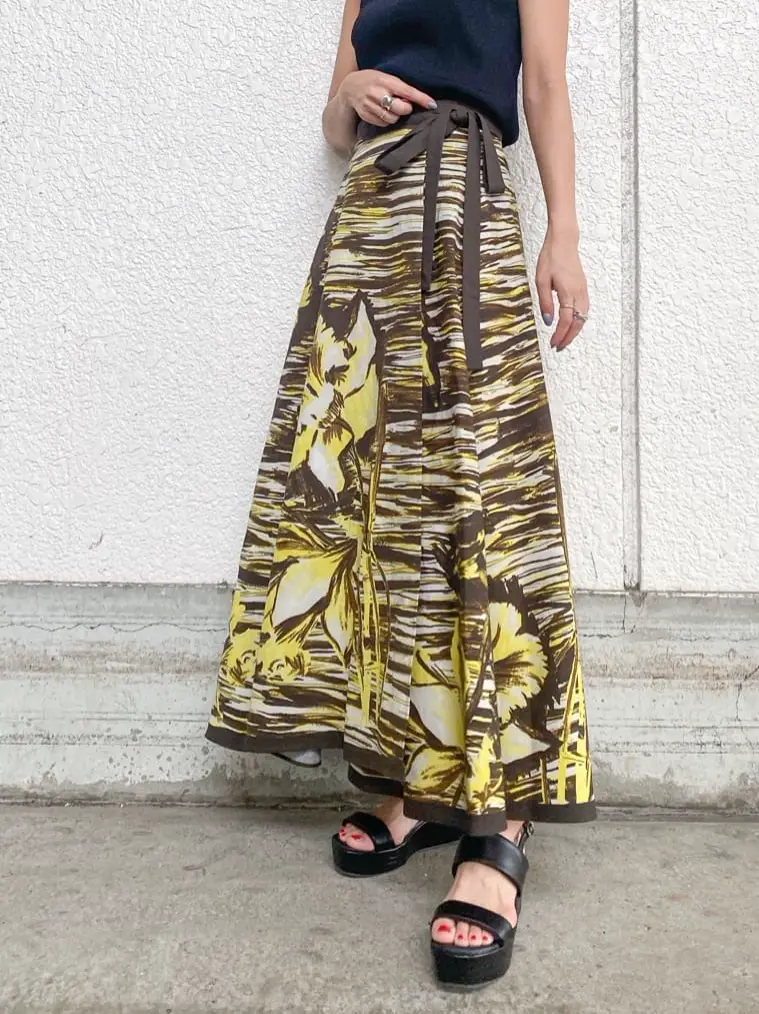 ORIGINATED IN GRACE CONTINENTAL yukimi yonee コーディネート画像