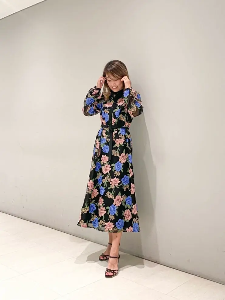 ORIGINATED IN GRACE CONTINENTAL yukimi yonee コーディネート画像