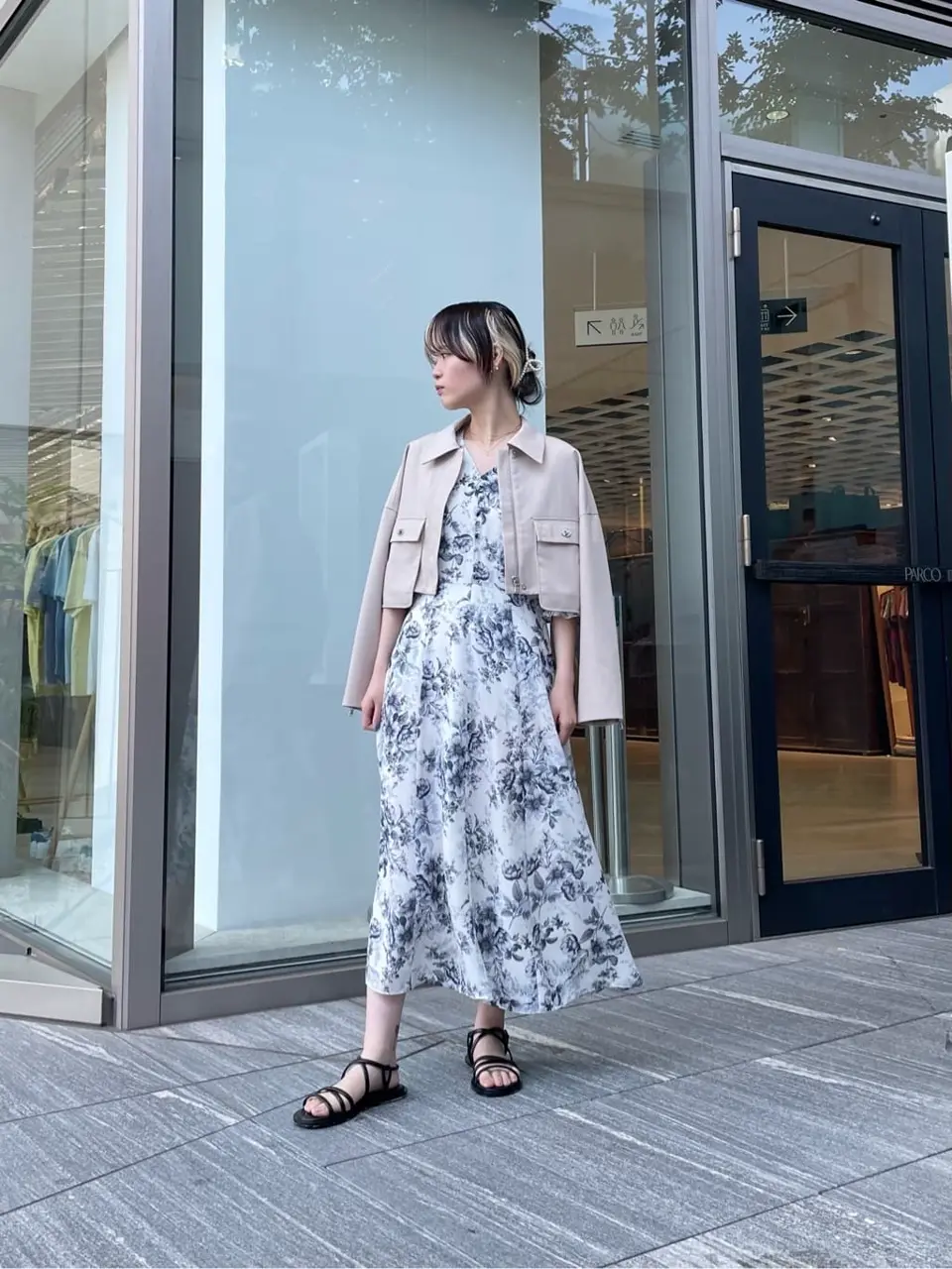 ORIGINATED IN GRACE CONTINENTAL 三浦　芙優 コーディネート画像