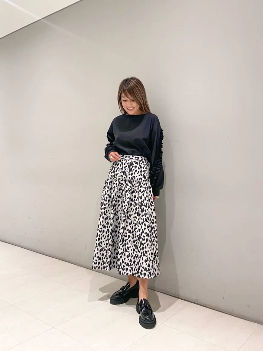 ORIGINATED IN GRACE CONTINENTAL yukimi yonee コーディネート画像