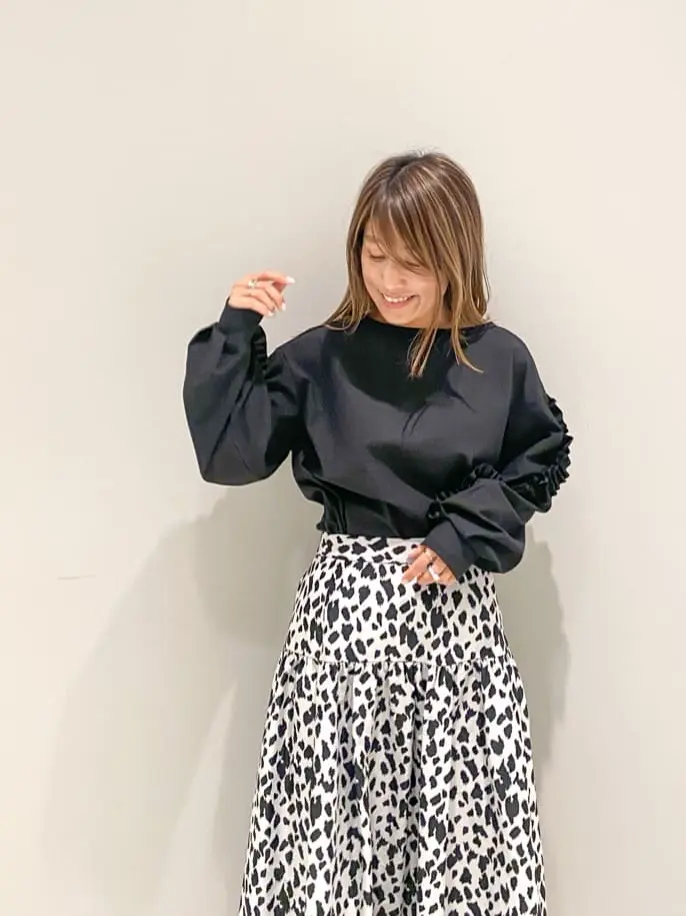 ORIGINATED IN GRACE CONTINENTAL yukimi yonee コーディネート画像