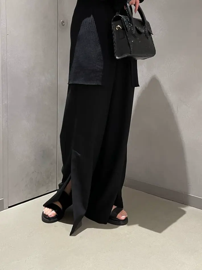 ORIGINATED IN GRACE CONTINENTAL 三浦　芙優 コーディネート画像