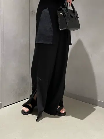 ORIGINATED IN GRACE CONTINENTAL 三浦　芙優 コーディネート画像