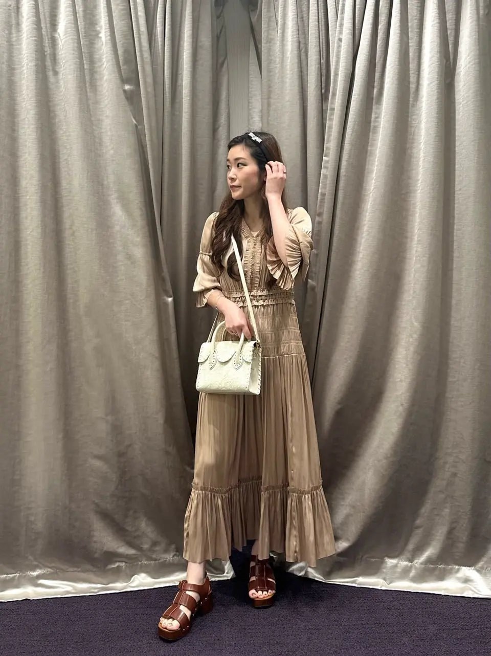 ORIGINATED IN GRACE CONTINENTAL Kaho コーディネート画像