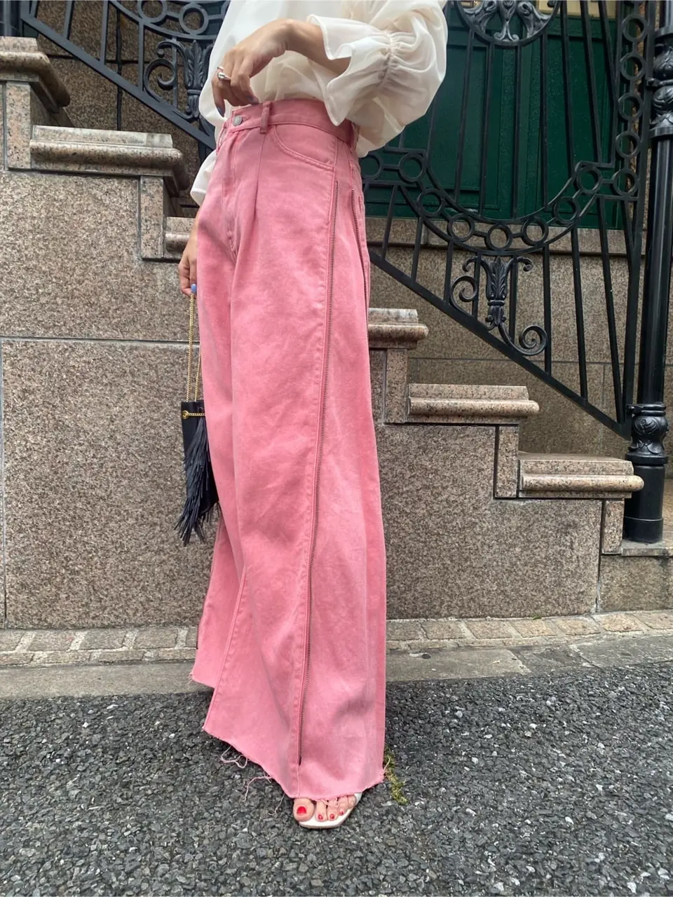 ORIGINATED IN GRACE CONTINENTAL yukimi yonee コーディネート画像