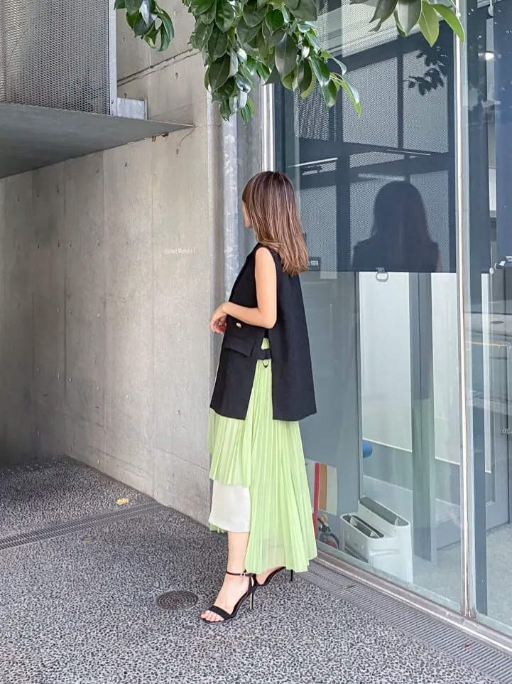 ORIGINATED IN GRACE CONTINENTAL yukimi yonee コーディネート画像