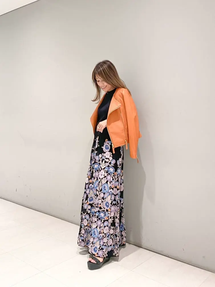 ORIGINATED IN GRACE CONTINENTAL yukimi yonee コーディネート画像