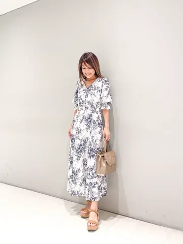 ORIGINATED IN GRACE CONTINENTAL yukimi yonee コーディネート画像