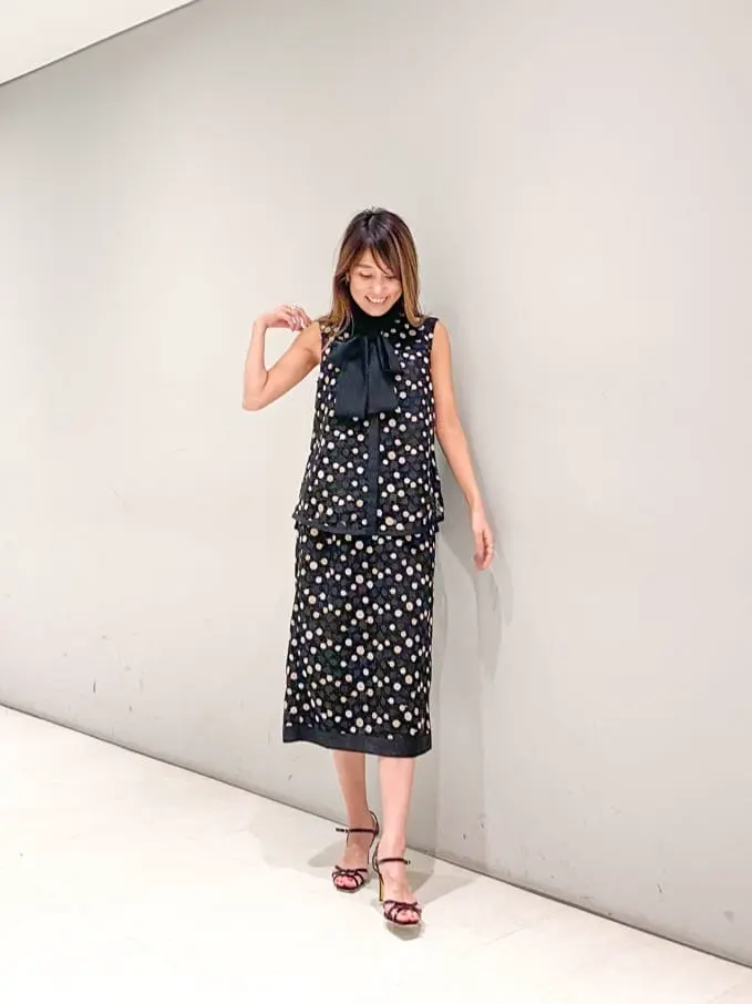 ORIGINATED IN GRACE CONTINENTAL yukimi yonee コーディネート画像