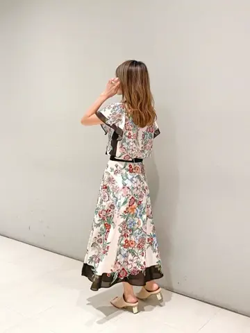 ORIGINATED IN GRACE CONTINENTAL yukimi yonee コーディネート画像