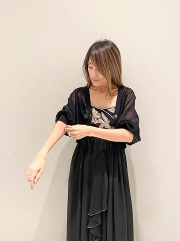 ORIGINATED IN GRACE CONTINENTAL yukimi yonee コーディネート画像