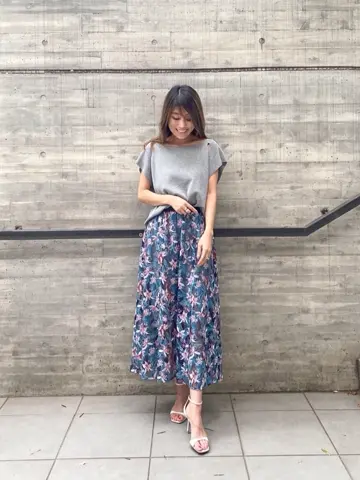 ORIGINATED IN GRACE CONTINENTAL yukimi yonee コーディネート画像