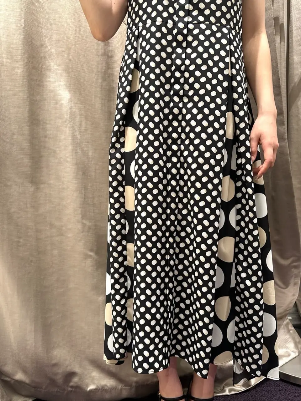 ORIGINATED IN GRACE CONTINENTAL Kaho コーディネート画像