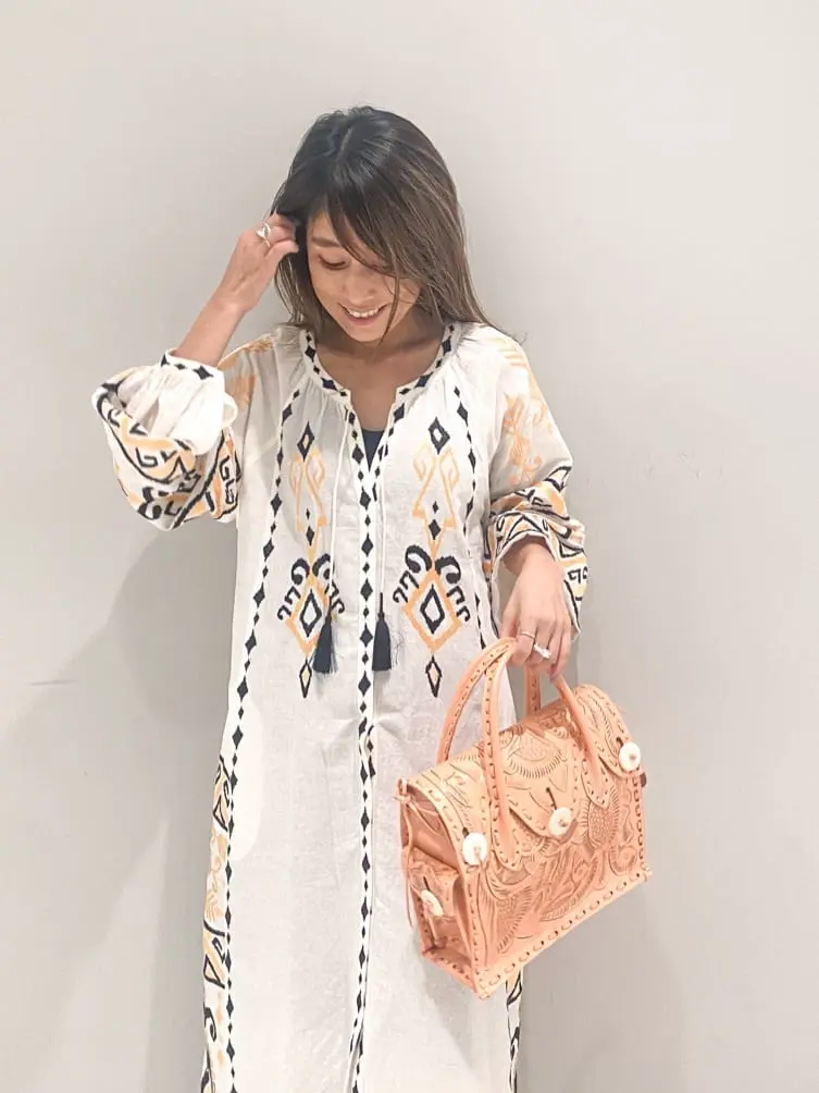 ORIGINATED IN GRACE CONTINENTAL yukimi yonee コーディネート画像