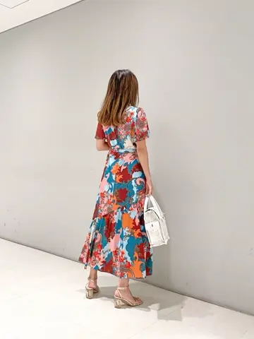 ORIGINATED IN GRACE CONTINENTAL yukimi yonee コーディネート画像