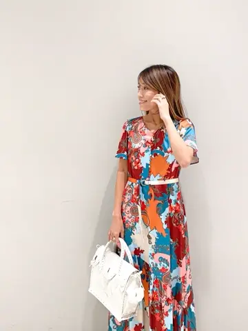 ORIGINATED IN GRACE CONTINENTAL yukimi yonee コーディネート画像