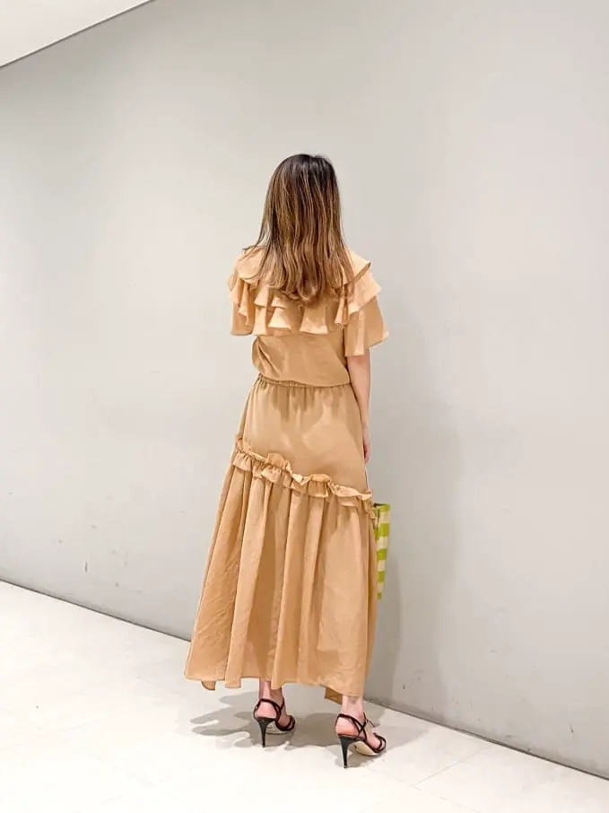 ORIGINATED IN GRACE CONTINENTAL yukimi yonee コーディネート画像