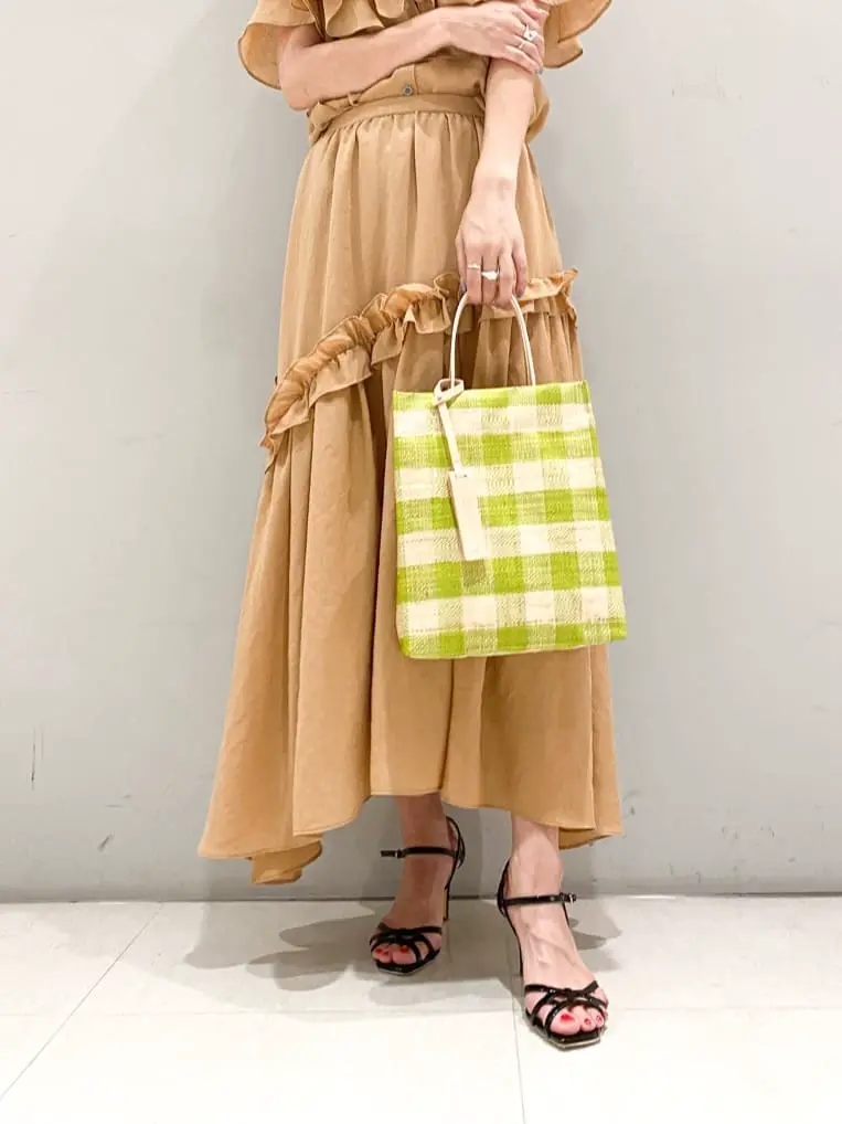 ORIGINATED IN GRACE CONTINENTAL yukimi yonee コーディネート画像