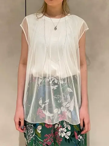 ORIGINATED IN GRACE CONTINENTAL 三浦　芙優 コーディネート画像