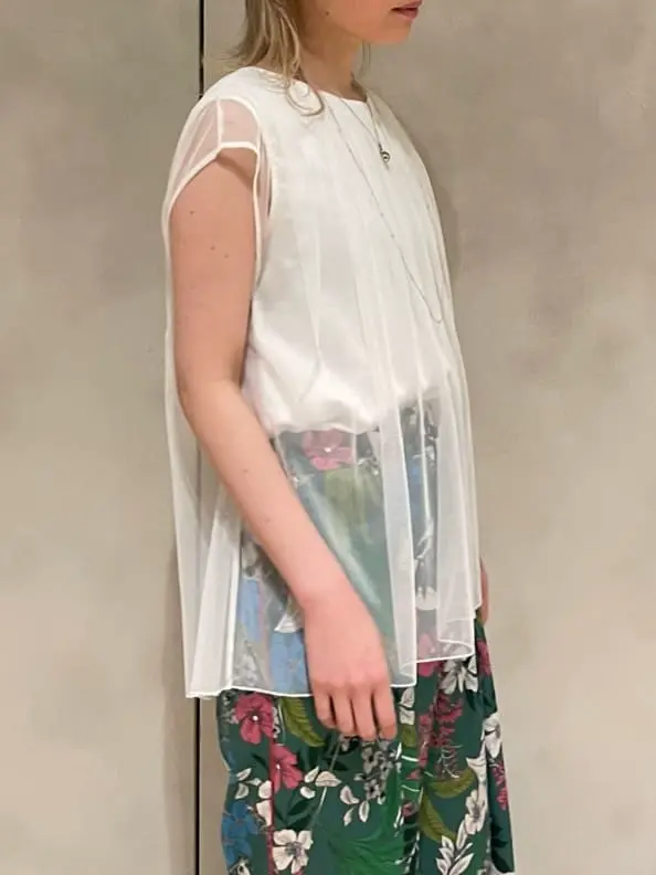 ORIGINATED IN GRACE CONTINENTAL 三浦　芙優 コーディネート画像