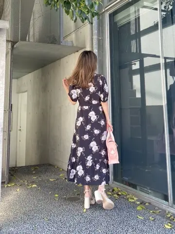 ORIGINATED IN GRACE CONTINENTAL yukimi yonee コーディネート画像