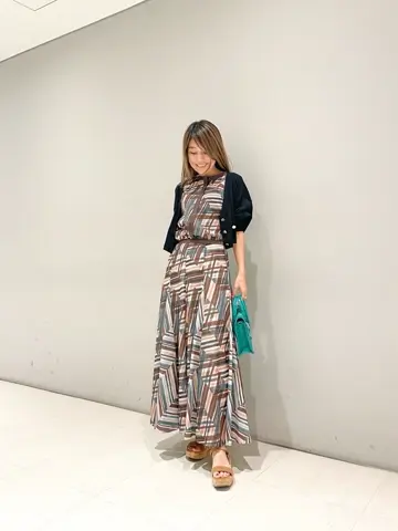 ORIGINATED IN GRACE CONTINENTAL yukimi yonee コーディネート画像