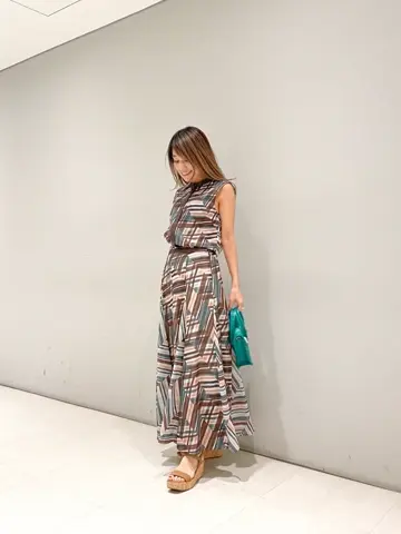 ORIGINATED IN GRACE CONTINENTAL yukimi yonee コーディネート画像