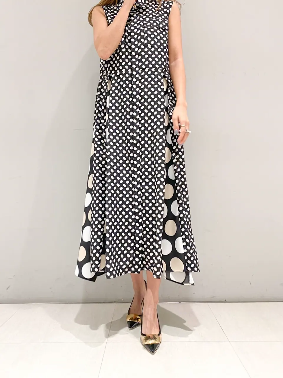 ORIGINATED IN GRACE CONTINENTAL yukimi yonee コーディネート画像