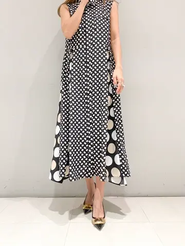 ORIGINATED IN GRACE CONTINENTAL yukimi yonee コーディネート画像