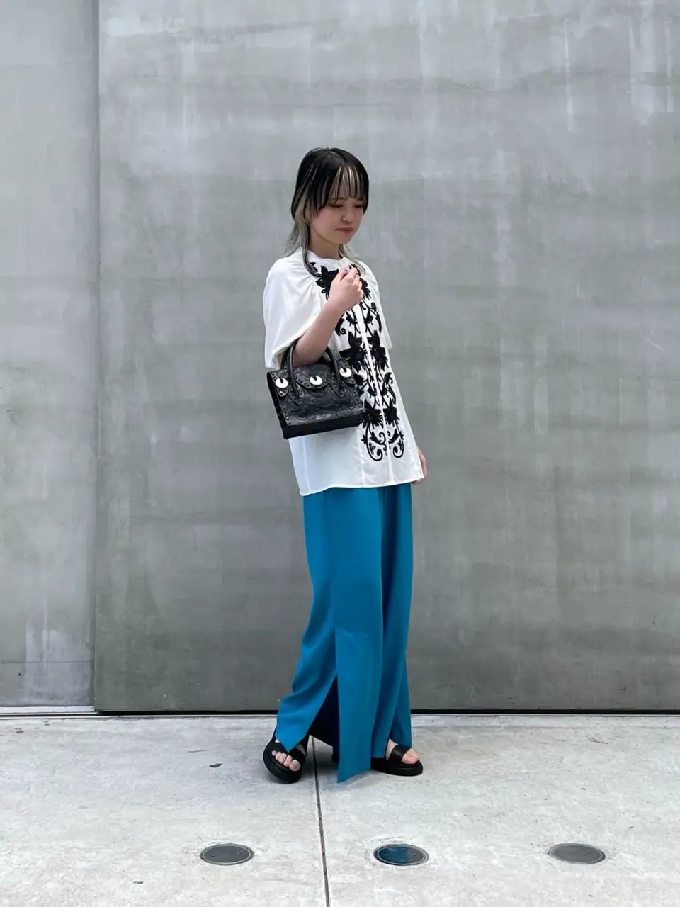 ORIGINATED IN GRACE CONTINENTAL 三浦　芙優 コーディネート画像