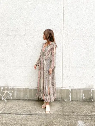 ORIGINATED IN GRACE CONTINENTAL yukimi yonee コーディネート画像