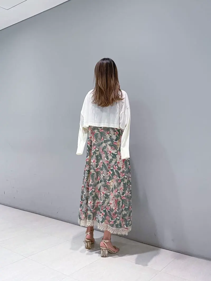 ORIGINATED IN GRACE CONTINENTAL yukimi yonee コーディネート画像