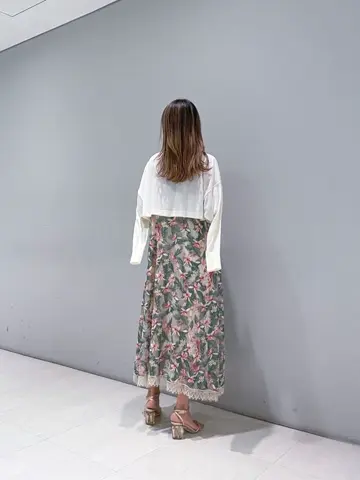 ORIGINATED IN GRACE CONTINENTAL yukimi yonee コーディネート画像