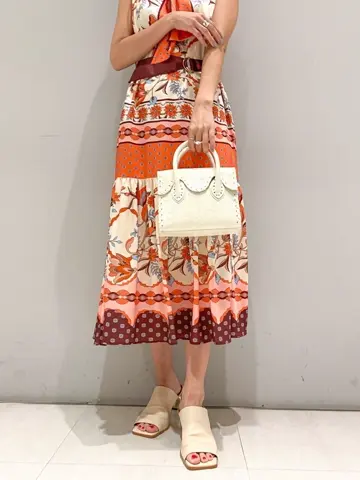 ORIGINATED IN GRACE CONTINENTAL yukimi yonee コーディネート画像