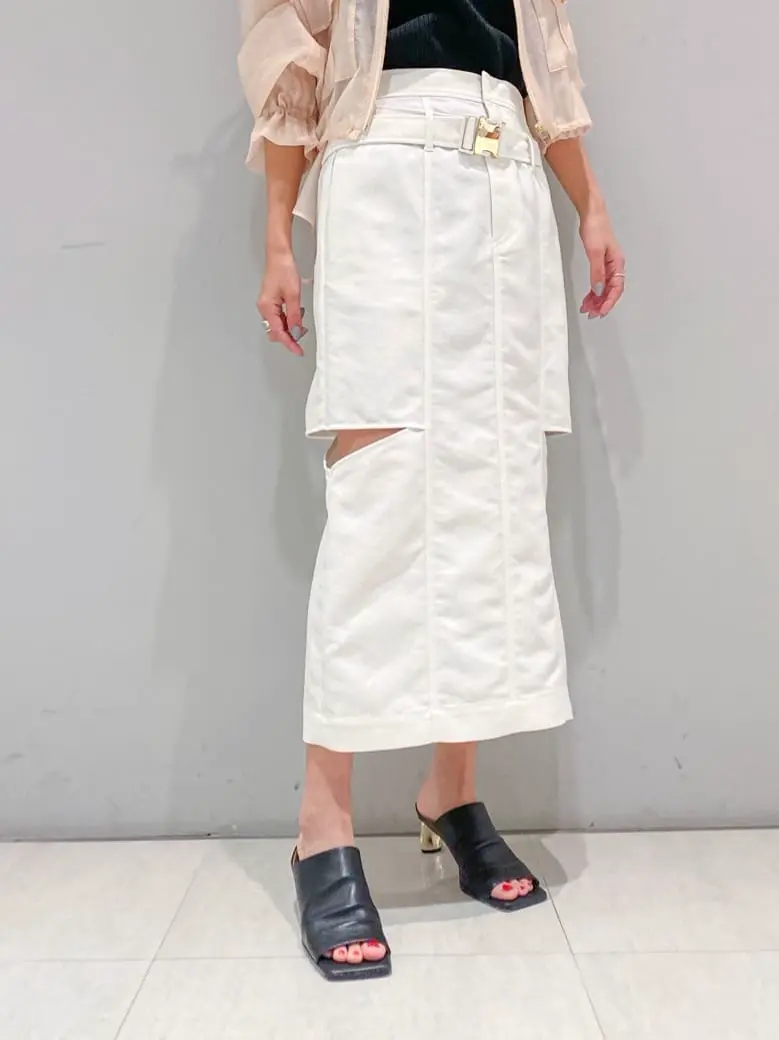 ORIGINATED IN GRACE CONTINENTAL yukimi yonee コーディネート画像