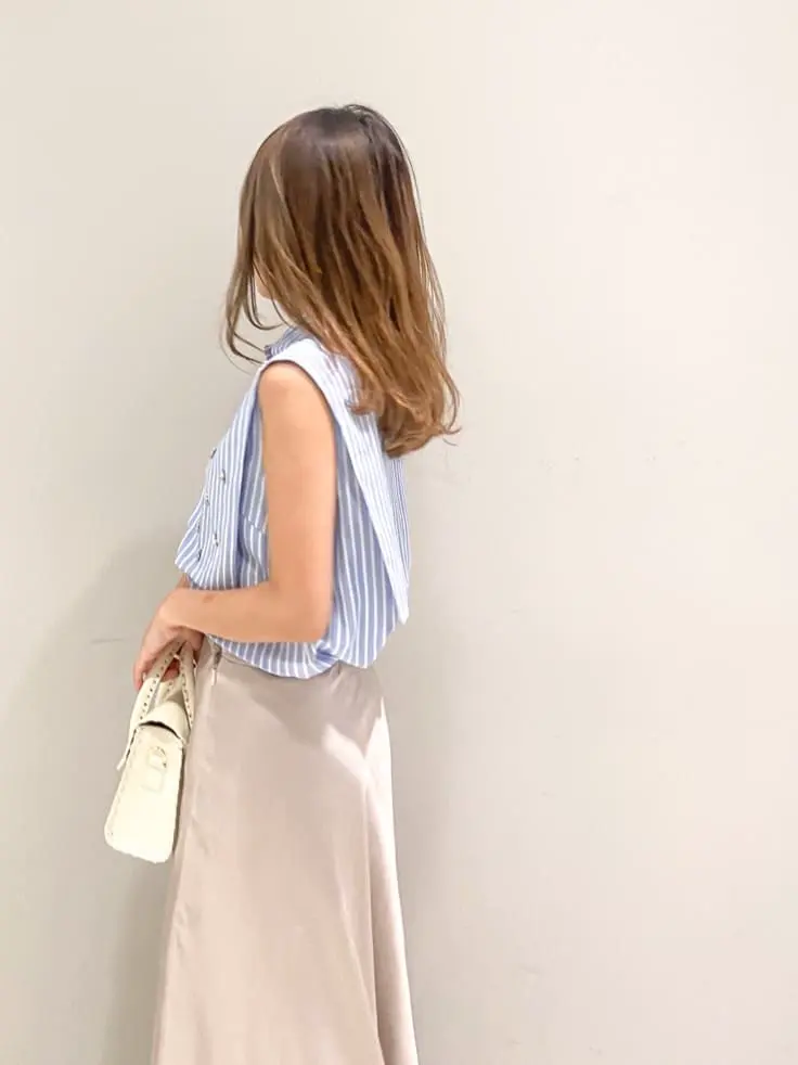 ORIGINATED IN GRACE CONTINENTAL yukimi yonee コーディネート画像